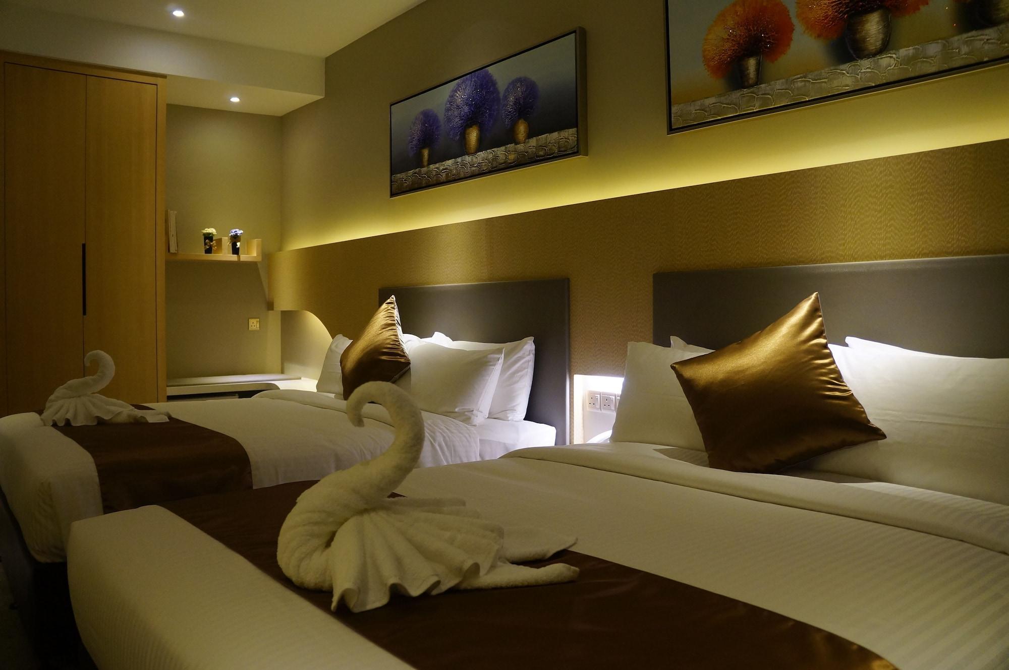 Greens Hotel & Suites Бинтулу Экстерьер фото