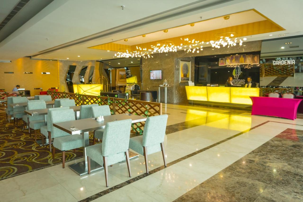 Greens Hotel & Suites Бинтулу Экстерьер фото